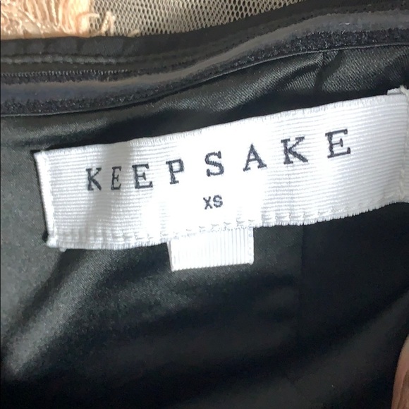 Keepsake flirty dress! Never worn out of the house - Picture 5 of 8